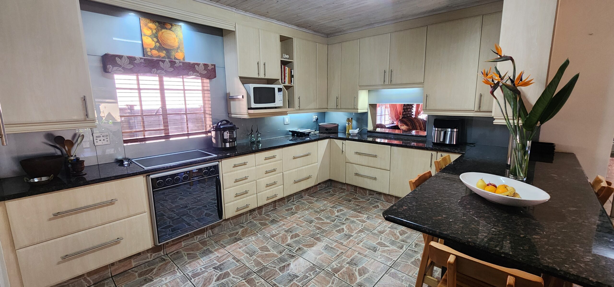 Kitchen 3